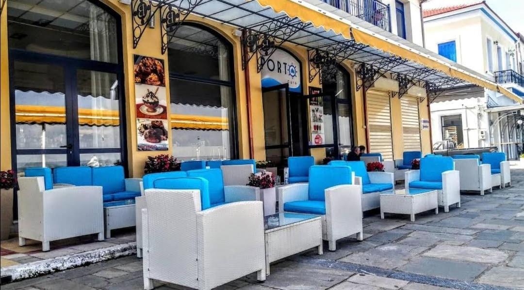 Tota'S Family House, 4 Min Walk To The Beach Λεβεντοχώρι Εξωτερικό φωτογραφία