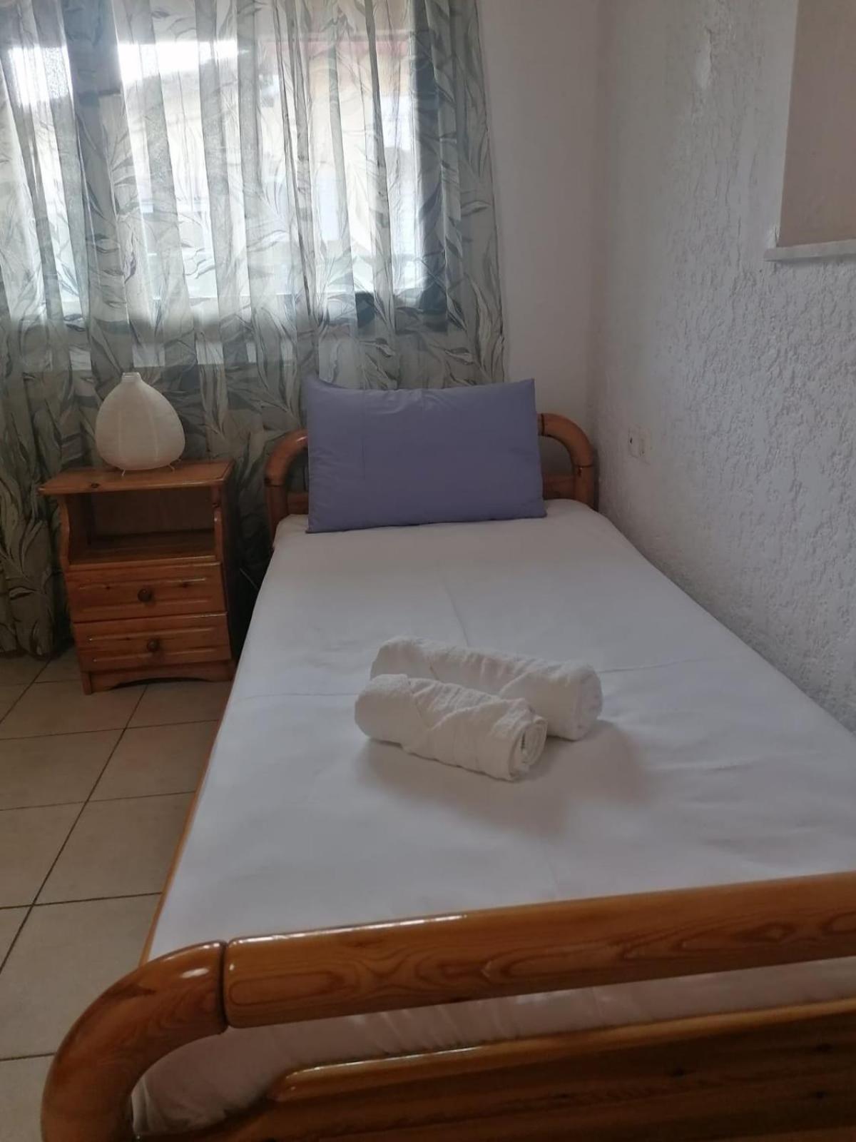 Tota'S Family House, 4 Min Walk To The Beach Λεβεντοχώρι Εξωτερικό φωτογραφία