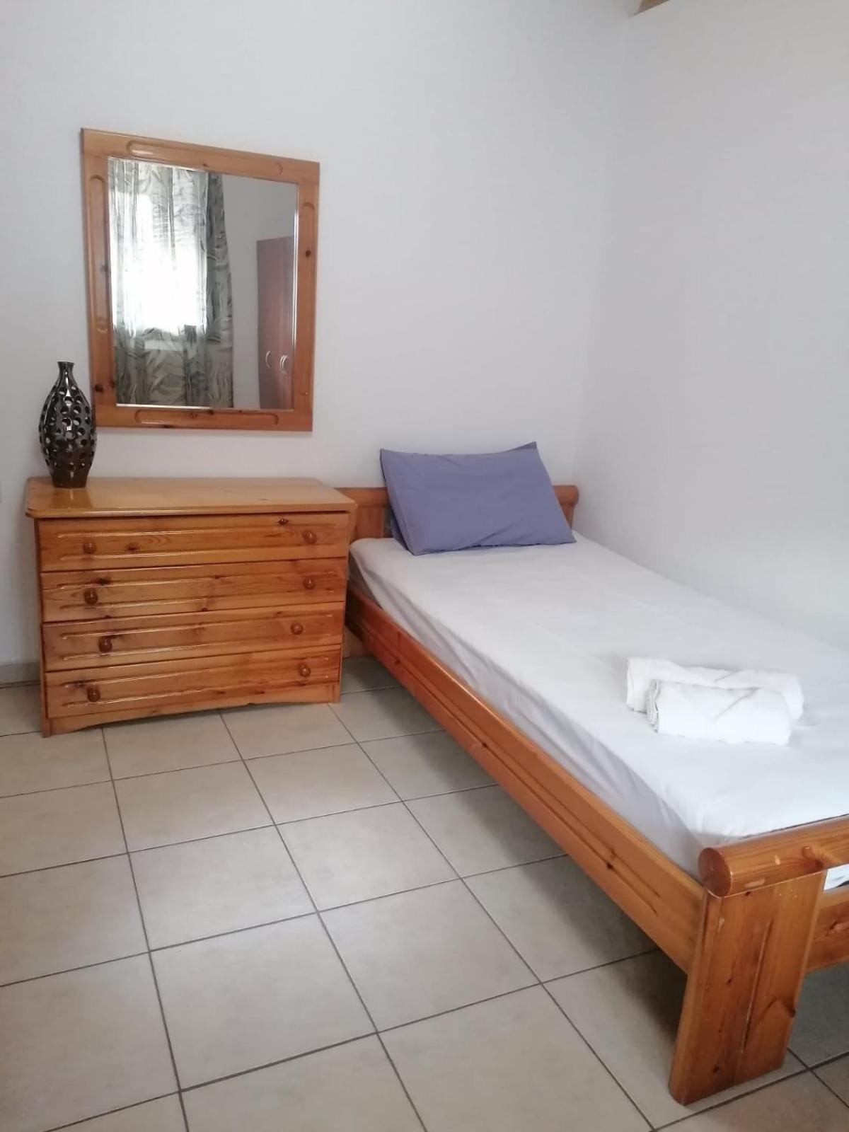 Tota'S Family House, 4 Min Walk To The Beach Λεβεντοχώρι Εξωτερικό φωτογραφία