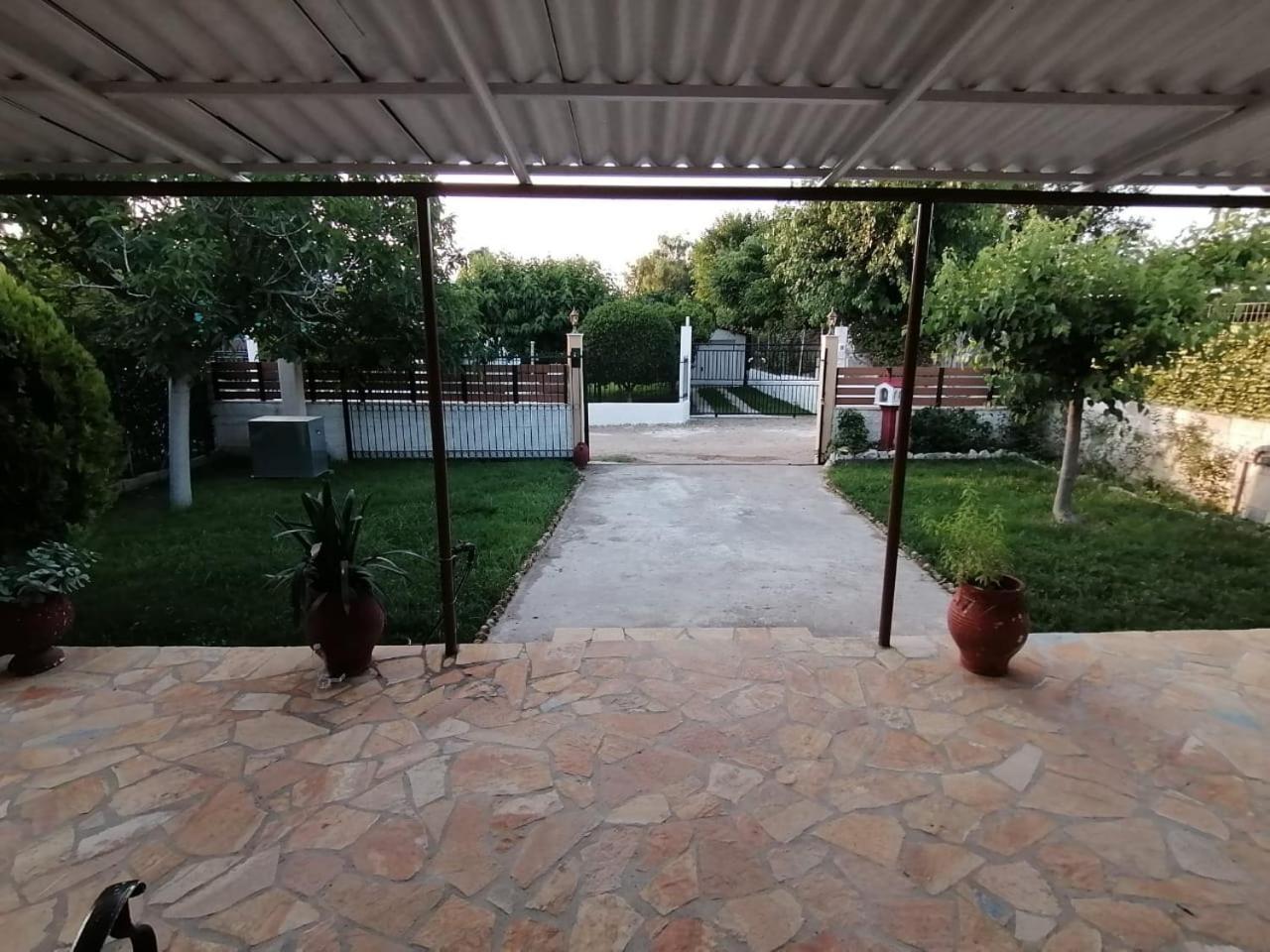 Tota'S Family House, 4 Min Walk To The Beach Λεβεντοχώρι Εξωτερικό φωτογραφία